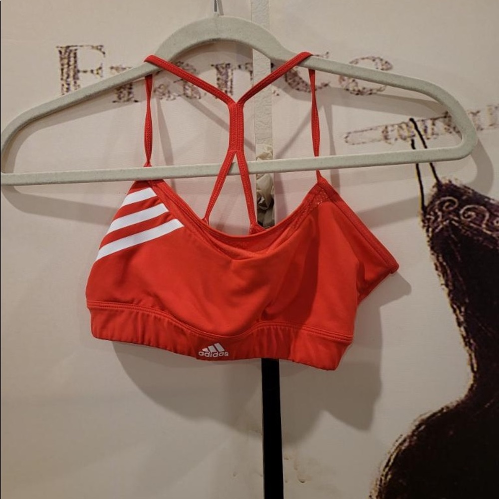 A bright strappy sports bra that's great for summer!